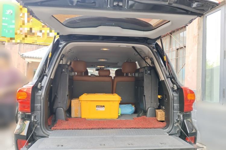 Used Toyota Land Cruiser  Trunk