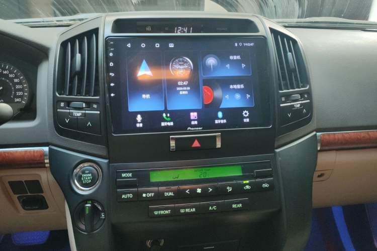 Used Toyota Land Cruiser  Audio And AC Panel