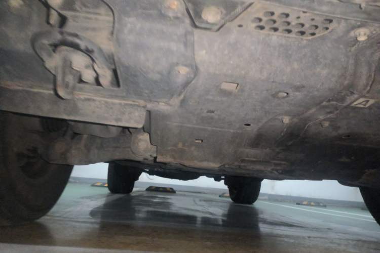 Used Toyota Land Cruiser 2012 4.6L Automatic VX-R Chassis Front