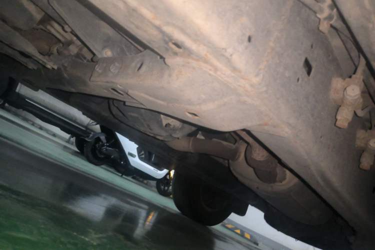 Used Toyota Land Cruiser 2012 4.6L Automatic VX-R Chassis Front Left