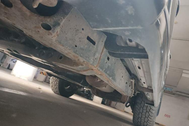 Used Toyota Land Cruiser  Chassis Front Left