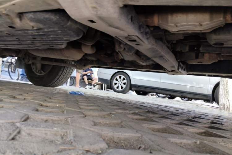 Used Toyota Land Cruiser 2012 4.0L Automatic VX Chassis Front Right