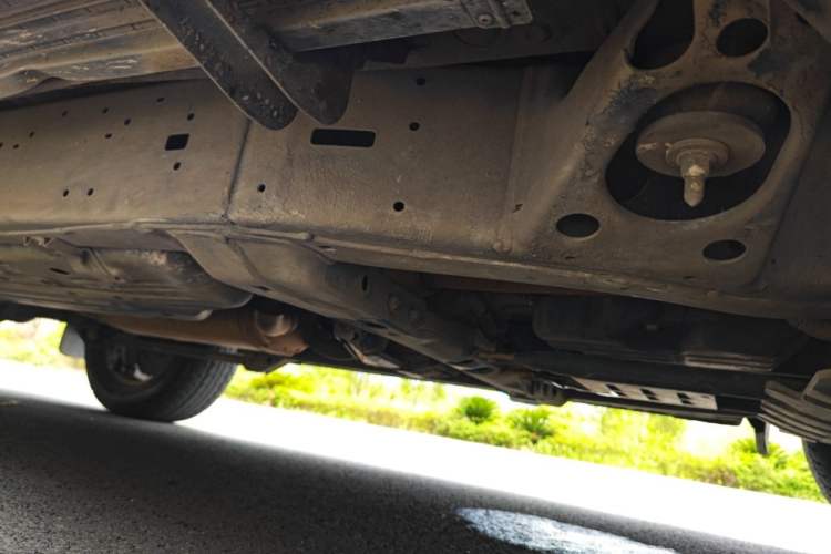 Used Toyota Land Cruiser 2012 4.6L Automatic VX-R Chassis Front Right