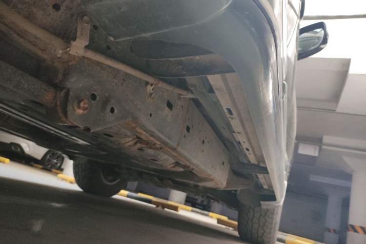 Used Toyota Land Cruiser  Chassis Rear Right