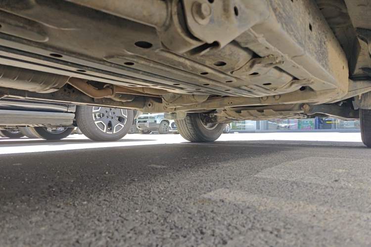 Used Toyota Land Cruiser 2012 4.0L Automatic VX Chassis Rear Right
