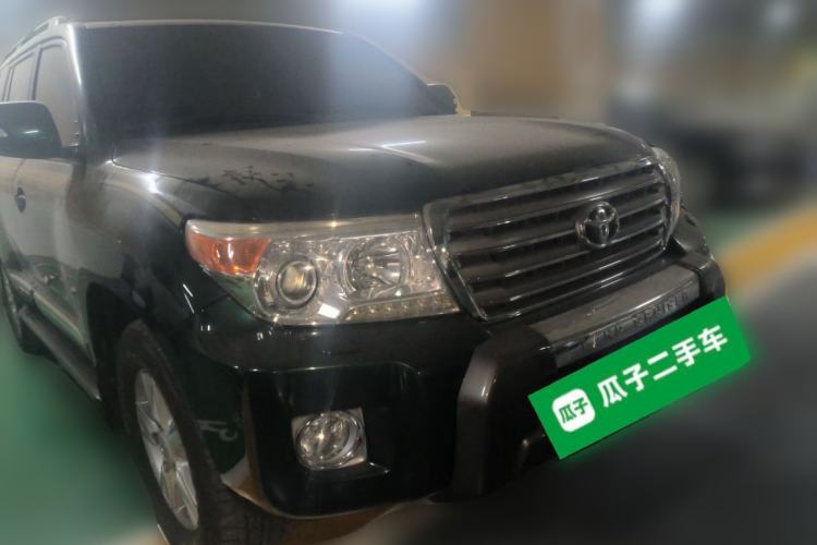 Used Toyota Land Cruiser 2012 4.6L Automatic VX-R Front Right 45 Deg