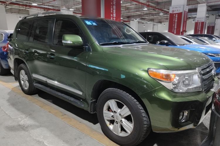 Used Toyota Land Cruiser 2012 4000 Front Right 45 Deg