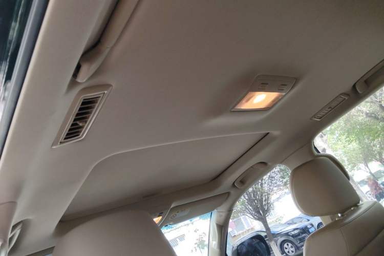 Used Toyota Land Cruiser 2012 4.0L Automatic VX Headliner