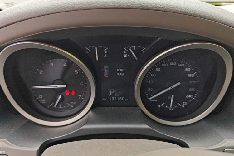 Used Toyota Land Cruiser 2012 4.6L Automatic VX-R Instrument Cluster