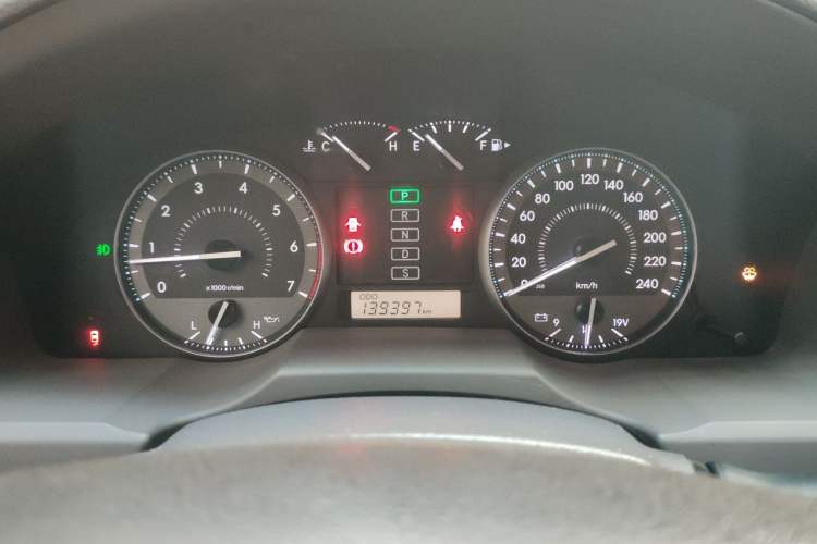 Used Toyota Land Cruiser  Instrument Cluster