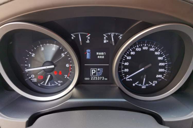 Used Toyota Land Cruiser 2012 4.6L Automatic VX-R Instrument Cluster