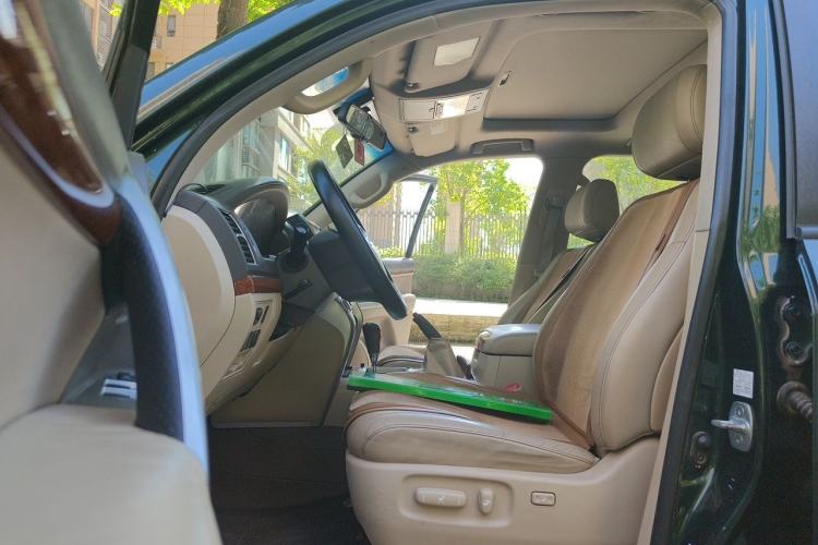 Used Toyota Land Cruiser 2012 4.0L Automatic VX Left Front Seat