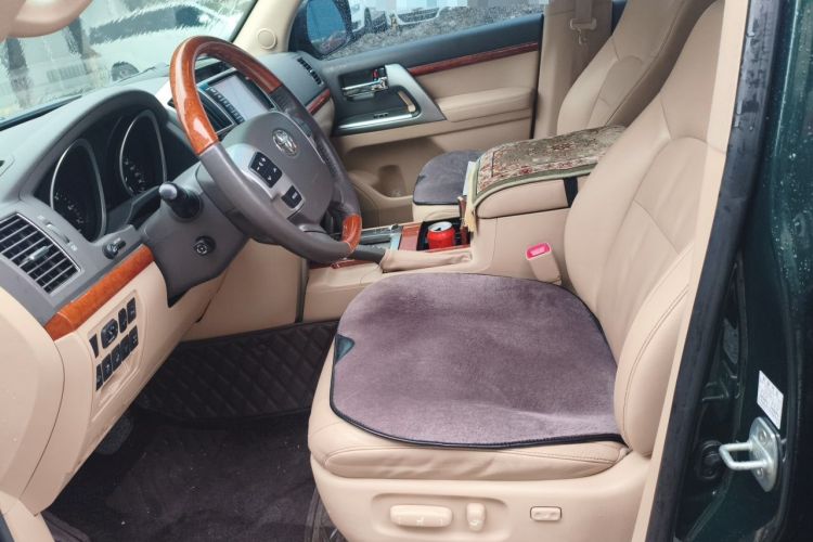 Used Toyota Land Cruiser 2012 4.6L Automatic VX-R Left Front Seat