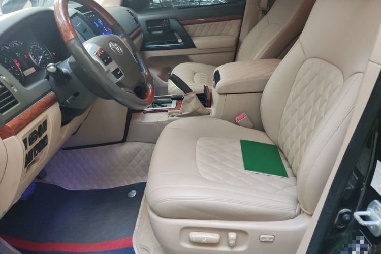 Used Toyota Land Cruiser  Left Front Seat