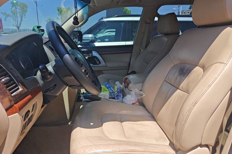 Used Toyota Land Cruiser 2012 4.0L Automatic VX Left Front Seat