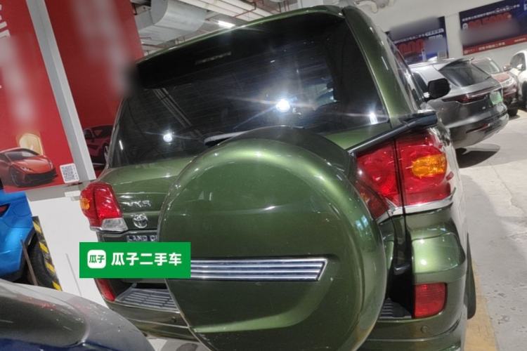 Used Toyota Land Cruiser 2012 4000 Rear