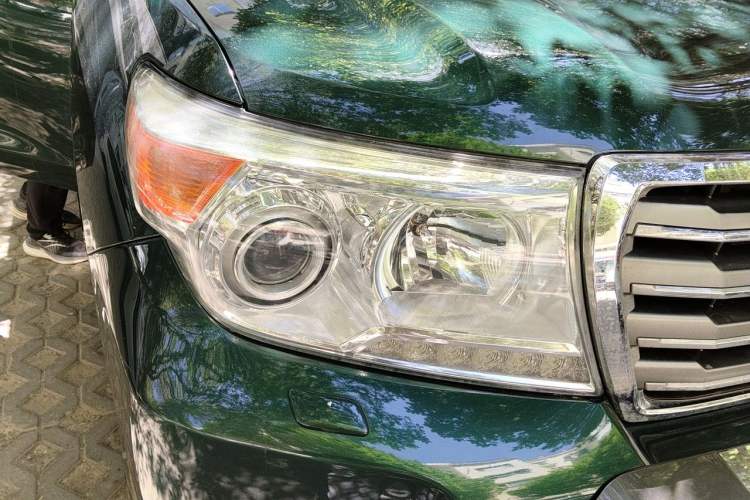 Used Toyota Land Cruiser 2012 4.0L Automatic VX Right Front Headlight