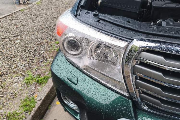 Used Toyota Land Cruiser 2012 4.6L Automatic VX-R Right Front Headlight