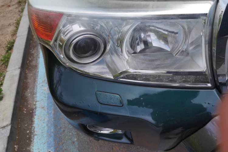 Used Toyota Land Cruiser 2012 4.6L Automatic VX-R Right Front Headlight