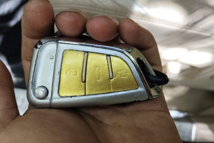 Used Toyota Land Cruiser 2012 4.0L Automatic VX Vehicle Key