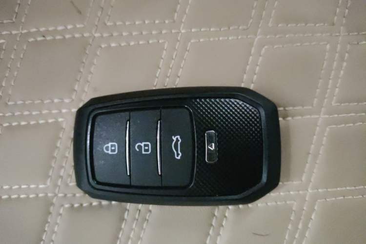 Used Toyota Land Cruiser  Vehicle Key