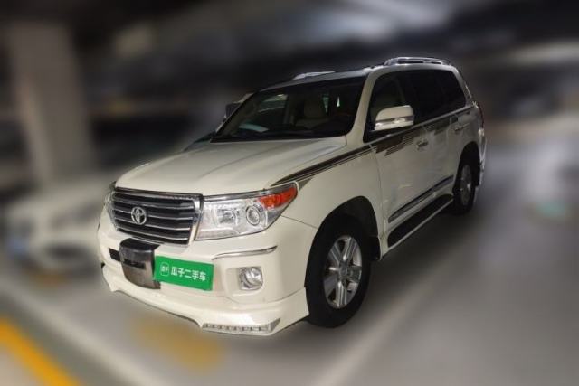 Used Toyota Land Cruiser 4.0-liter gasoline, automatic, 8-seater (parallel import)