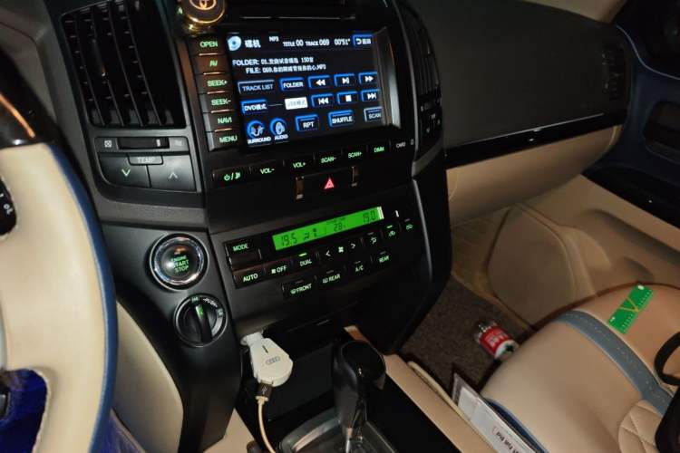 Used Toyota Land Cruiser  Audio And AC Panel