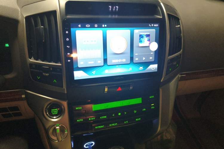 Used Toyota Land Cruiser 2012 4.0L Automatic VX Audio And AC Panel