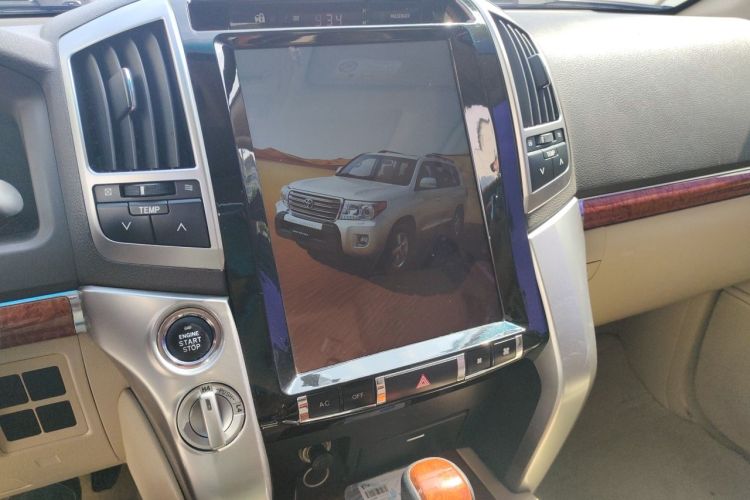Used Toyota Land Cruiser 2012 4.0L Automatic VX Audio And AC Panel