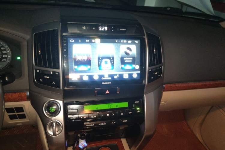 Used Toyota Land Cruiser 2012 4.0L Automatic VX Audio And AC Panel