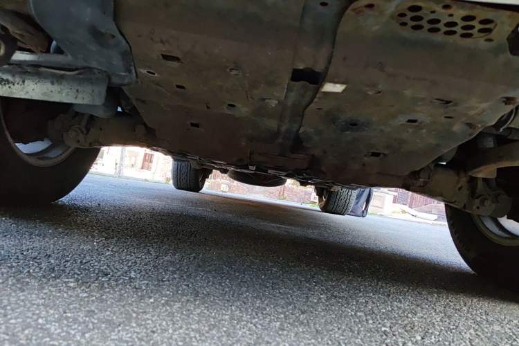 Used Toyota Land Cruiser 2012 4.6L Automatic VX-R Chassis Front