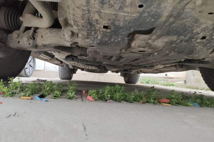 Used Toyota Land Cruiser 2012 4.6L Automatic VX-R Chassis Front
