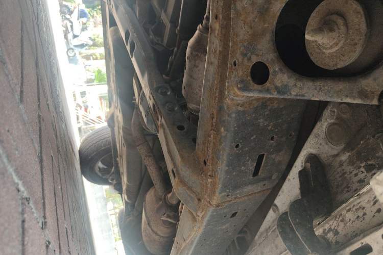 Used Toyota Land Cruiser 2012 4.0L Automatic VX Chassis Front Left
