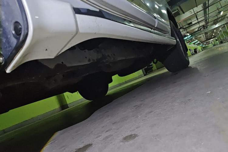Used Toyota Land Cruiser  Chassis Front Left