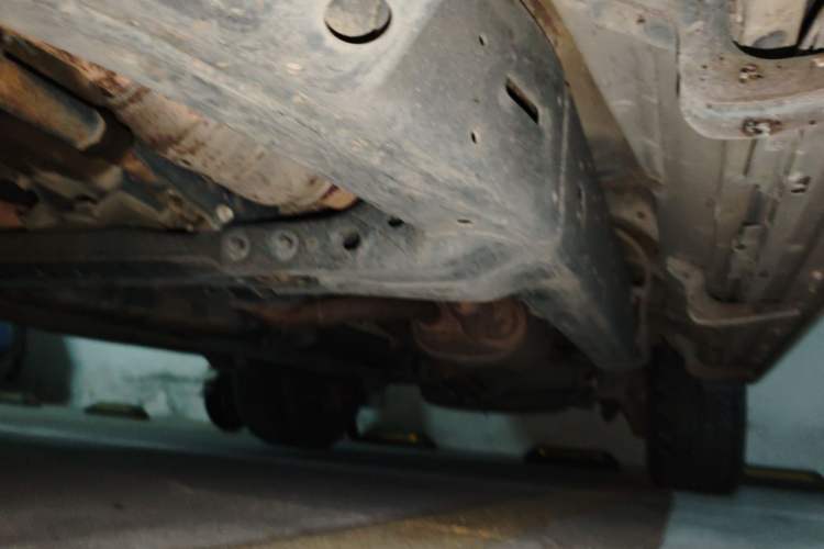Used Toyota Land Cruiser  Chassis Front Left