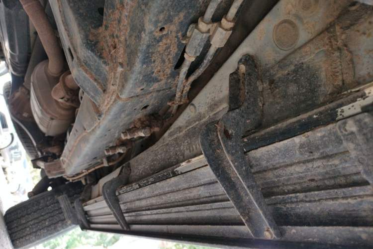 Used Toyota Land Cruiser 2012 4.0L Automatic VX Chassis Front Left
