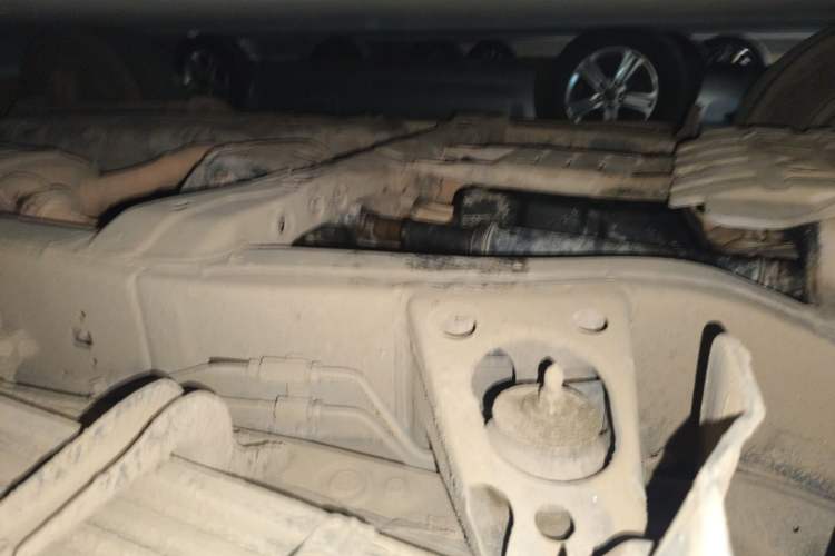 Used Toyota Land Cruiser 2012 4.6L Automatic VX-R Chassis Front Left