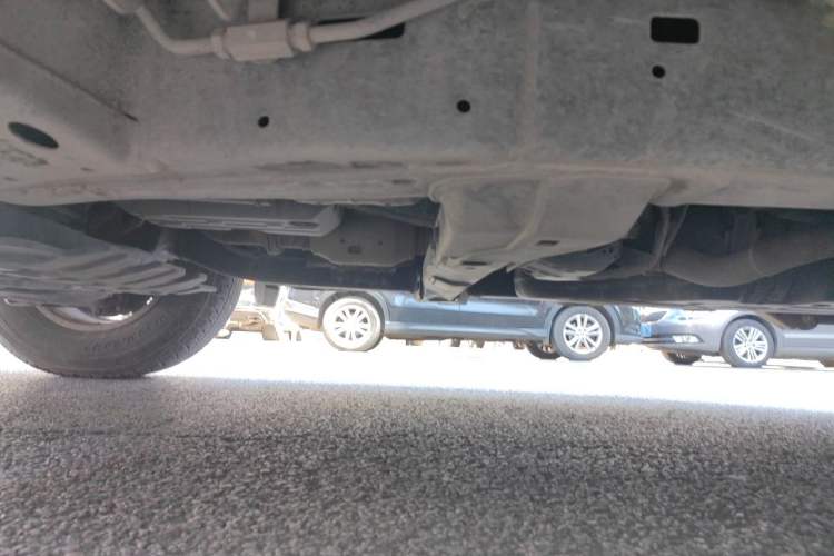 Used Toyota Land Cruiser 2012 4.0L Automatic VX Chassis Front Left