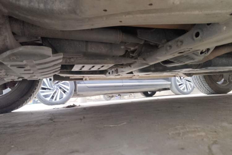 Used Toyota Land Cruiser 2012 4.6L Automatic VX-R Chassis Front Left