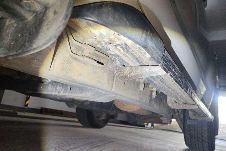 Used Toyota Land Cruiser 2012 4.0L Automatic VX Chassis Front Left