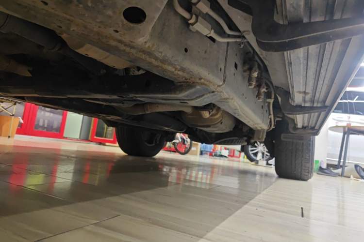 Used Toyota Land Cruiser 2012 4.0L Automatic VX Chassis Front Left