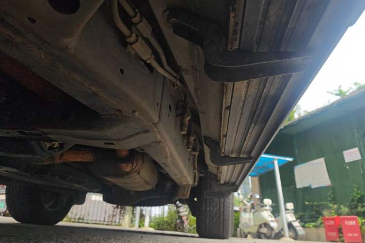 Used Toyota Land Cruiser 2012 4.6L Automatic VX-R Chassis Front Left
