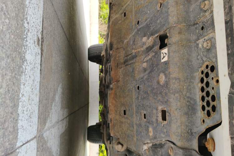 Used Toyota Land Cruiser 2012 4.6L Automatic VX-R Chassis Front