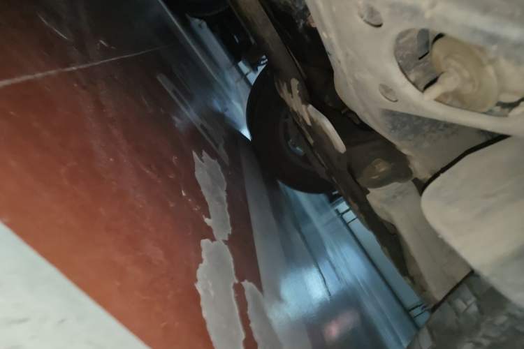Used Toyota Land Cruiser 2012 4.6L Automatic VX-R Chassis Front Right