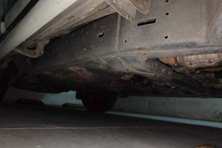 Used Toyota Land Cruiser  Chassis Front Right
