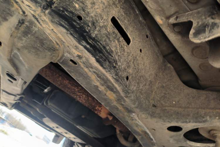 Used Toyota Land Cruiser 2012 4.6L Automatic VX-R Chassis Front Right