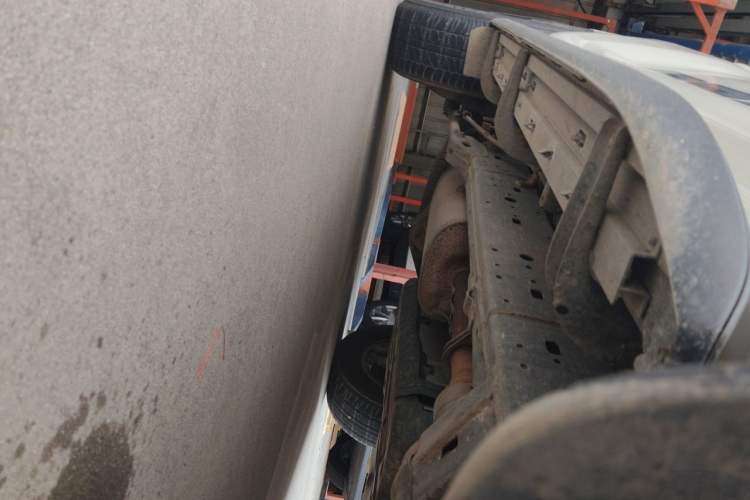 Used Toyota Land Cruiser  Chassis Front Right