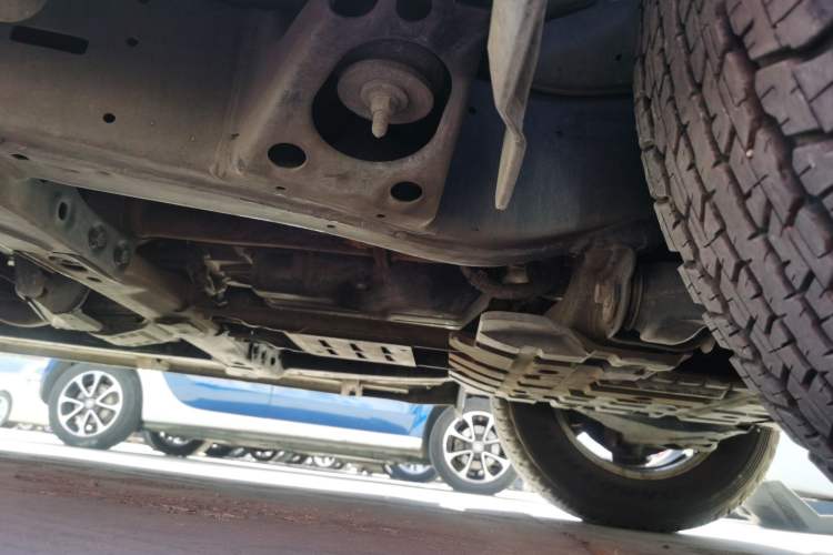 Used Toyota Land Cruiser 2012 4.6L Automatic VX Chassis Front Right