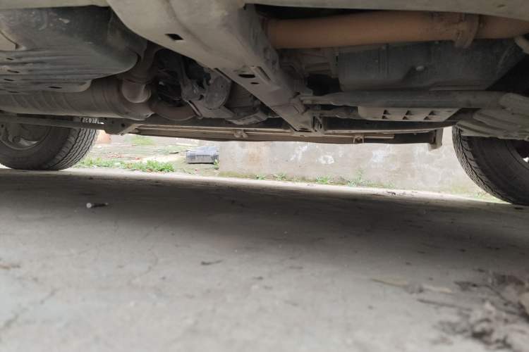 Used Toyota Land Cruiser 2012 4.6L Automatic VX-R Chassis Front Right