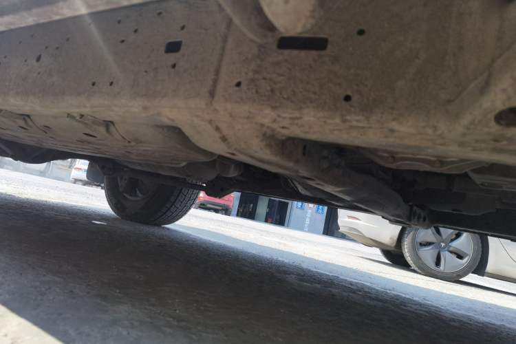 Used Toyota Land Cruiser 2012 4.0L Automatic VX Chassis Front Right